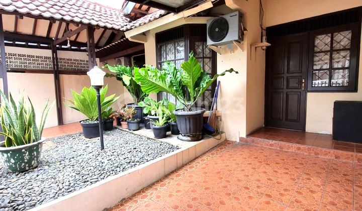 Dijual Cepat Da Murah Rumah di Sektor 5 Bintaro -8174Et