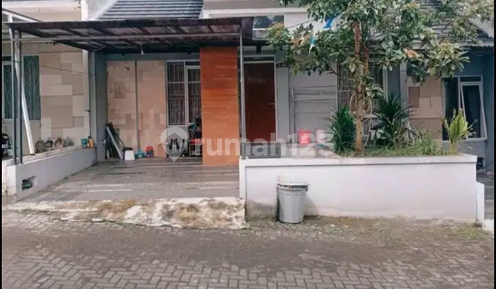 Disewakan Rumah Beserta Furniture Nya Di Cluster Sariwangi Disewakan Rumah Beserta Furniture Nya Di Cluster Sariwangi