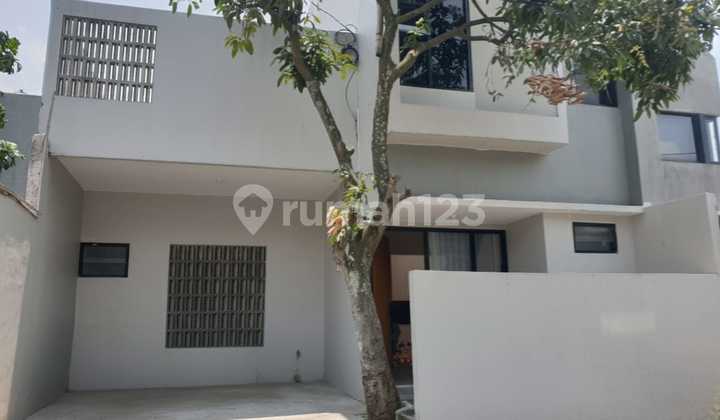 Dijual Cepat Rumah Bagus Kekinian Di Cisaranten Dijual Cepat Rumah Bagus Kekinian Di Cisaranten