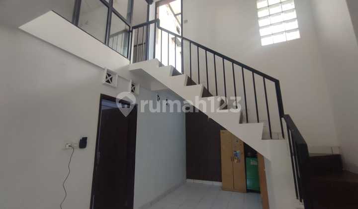 Cheap House For Sale in Antapani Complex, Bandung City 2