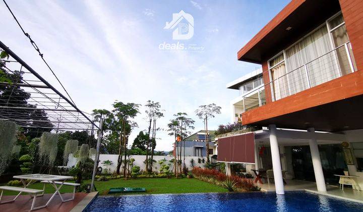 DIJUAL RUMAH MINIMALIS MEMILIKI TAMAN LUAS DAN VIEW PEGUNUNGAN DI SENTUL 2