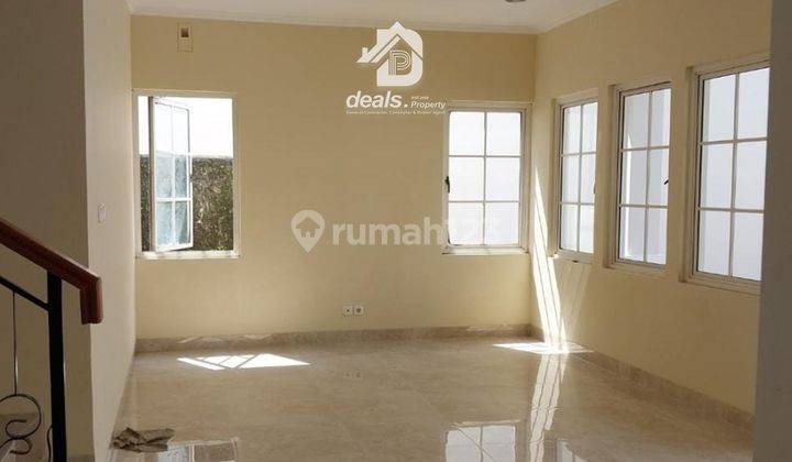 Rumah 2 Lantai Rapih Siap Huni di Kawasan Sentul 2