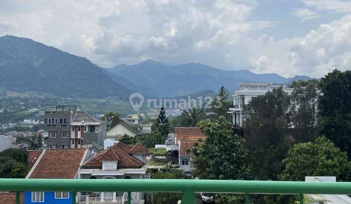 Rumah Dengan View Terbaik Di Sentul City  2