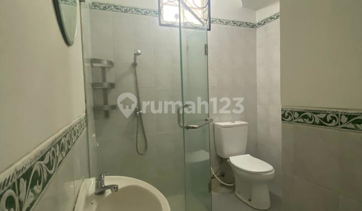 Rumah Konsep Villa Posisi HOOK  Di Sentul City 