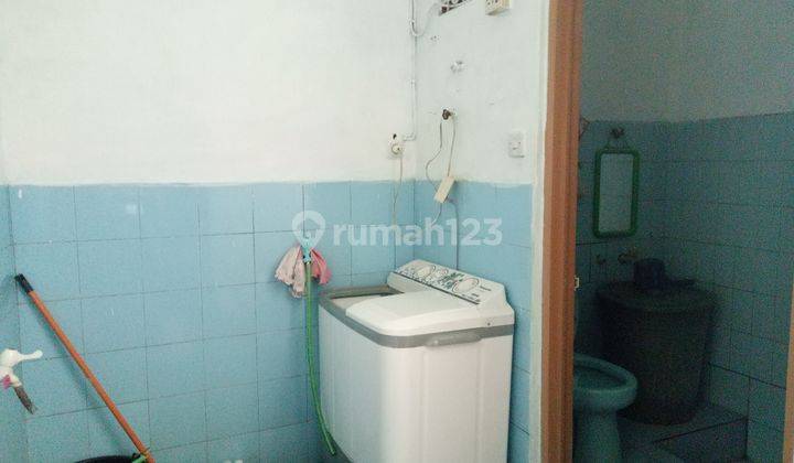Dijual Rumah 2 Lantai Minimalis Modern 18