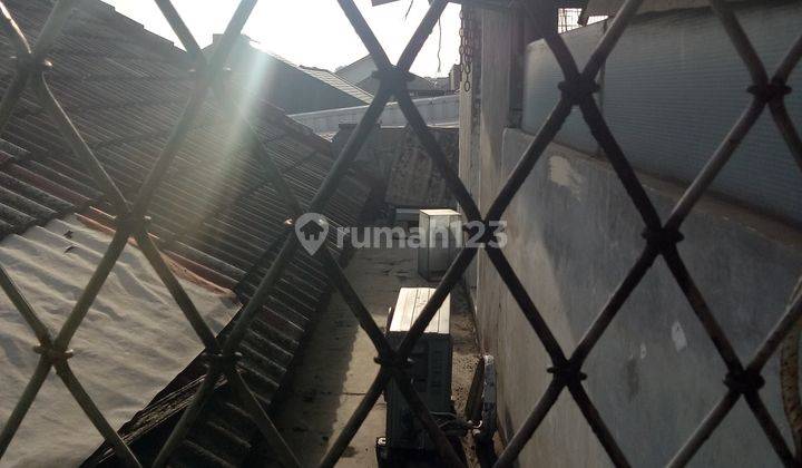 Dijual Rumah 2 Lantai Minimalis Modern 21