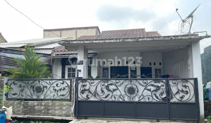 Ready-to-Live House in a Complex, Negotiable Price Special for This Week Ready-to-Live House in a Complex, Negotiable Price Special for This Week