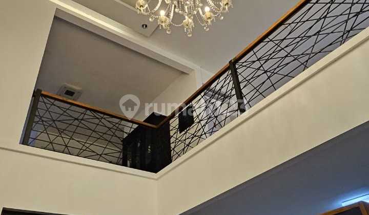 Dijual Rumah Lux Maindroad Komplek Margahayu  2