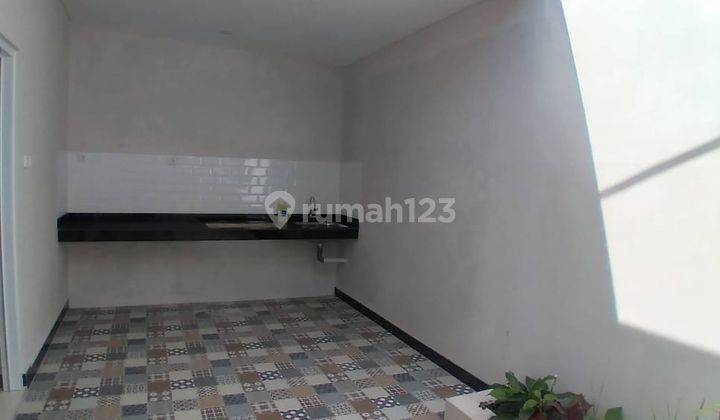Di  rumah baru dalam komplek ujung Berung indah 6