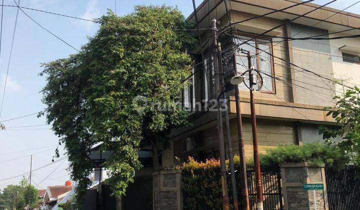 Di jual rumah Lux di lokasi dekat pusat kota Bandung  2