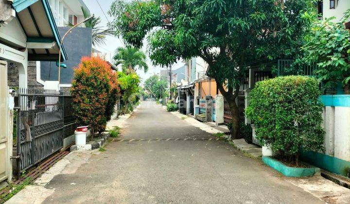 Rumah Bagus Siap Huni Di Antapani Dekat Griya  2