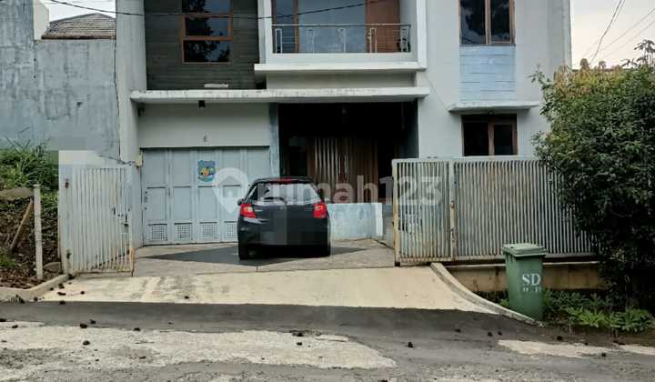 D Jual Rumah Dekat Gegerkalong di Bawah Harga Pasaran Ciwaruga