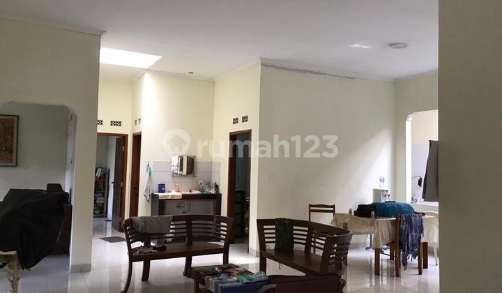 Di Jual Rumah Hook di Komplek Riung Bandung 2