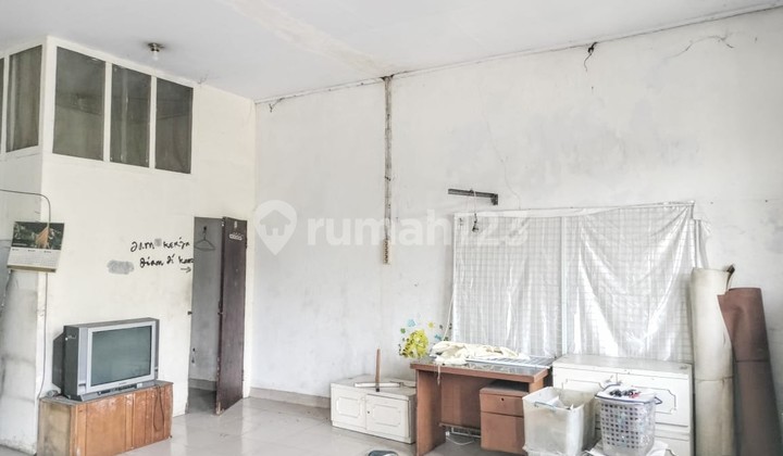 Rumah Tua 2 Lantai Hitung Tanah Muara Karang Blok 3