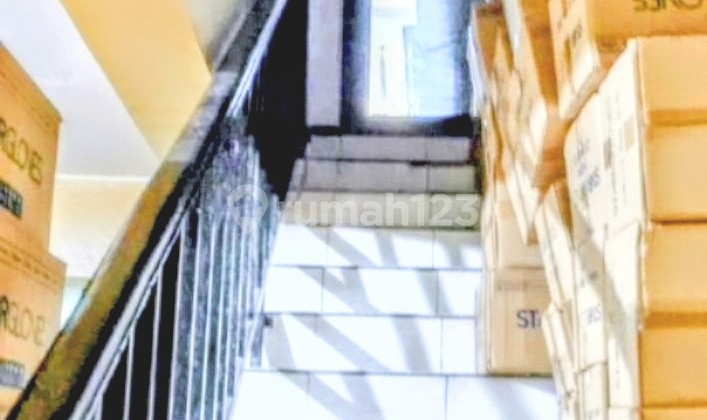 Ruko 4 Lantai Siap Pakai Jalan Kunir Jakarta Barat