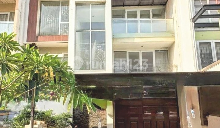 Rumah 3 Lantai Citra 7 Jakarta Barat