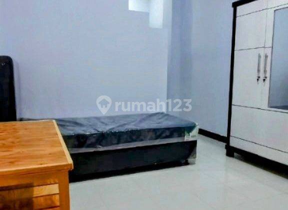 Kost Karyawati 2 Lantai 15 Kamar Semua Kamar Terisi Penuh Bersih, Aman & Nyaman Jalan Pancoran Jakarta Selatan 2