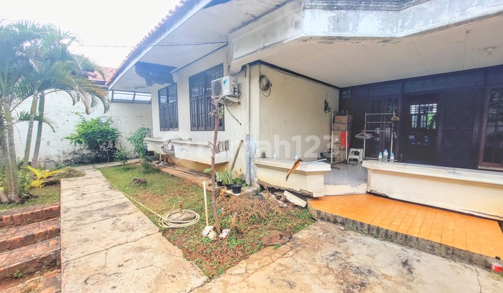 Rumah 2 Lantai Cocok Untuk Kost2 An / Mess Lokasi Strategis Jalan Semeru Grogol Jakarta Barat Rumah 2 Lantai Cocok Untuk Kost2 An / Mess Lokasi Strategis Jalan Semeru Grogol Jakarta Barat