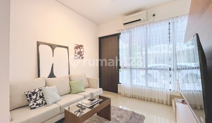 Rumah 2 Lantai Fully Furnished Layar Permai Pik