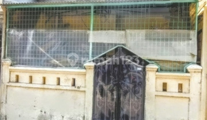 Rumah 2 Lantai Teluk Gong Jakarta Utara Rapi Terawat