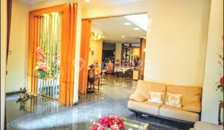 Rumah Mewah 2 Lantai Pantai Mutiara Siap Huni