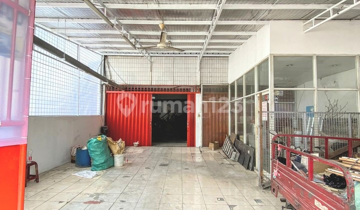 2 Unit Ruko Gandeng 3,5 Lantai Sudah Full Renovasi Kemayoran 2 Unit Ruko Gandeng 3,5 Lantai Sudah Full Renovasi Kemayoran