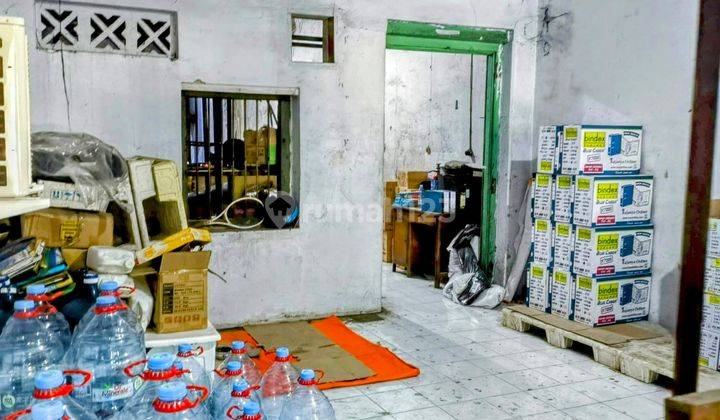 Ruko Tua Jalan Tiang Bendera Roa Malaka Cocok Untuk Gudang / Konveksi Sekaligus Bisa Dijadikan Mess Karyawan (siap Pakai Kondisi Terawat) 1