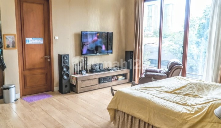 4-Story House Including Rooftop and Swimming Pool, Taman Cilandak, South Jakarta