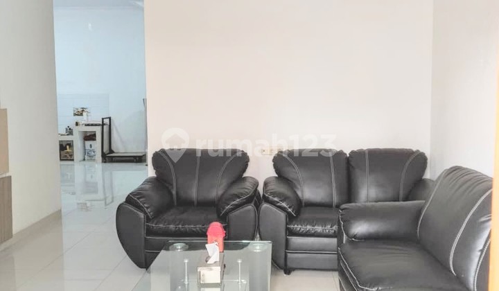 Dijualrumah 3 Lantai Muara Karang Blok 3Lt. 120M2 (8 X 15)Lb. 240M2kt. 5 + 1 (Kamar Mandi Dalam Kamar Ada 2)Km. 4 + 1Hadap Utaragarasi 1 Mobilac 4 Unitair Pamtoren 1 Listrik 5500 Wattshmharga 5M Negotinggi Dari Jalan 2 Meter Celling 4 Meterakses Jalan Dep 2