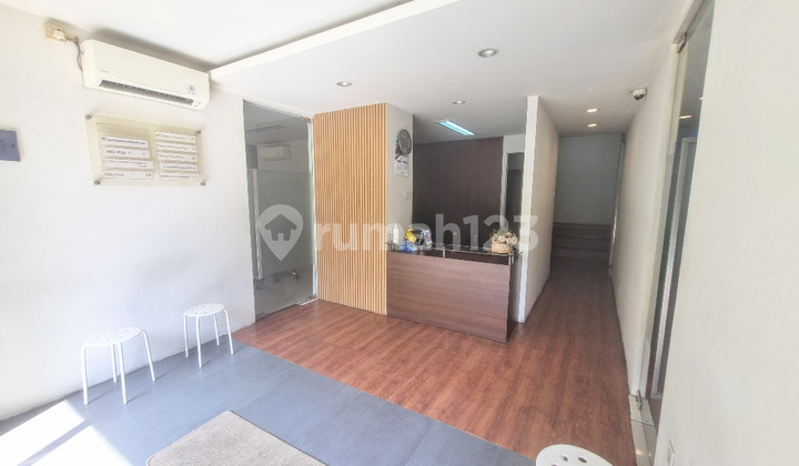 2 Unit Ruko Gandeng 3 ½ Lantai Posisi Hoek Siap Huni Lebak Bulus Jakarta Selatan