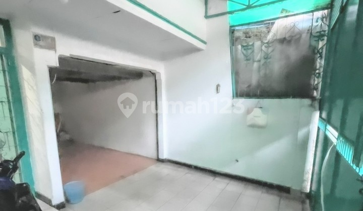 Rumah 2 Lantai Jelambar Jakarta Barat