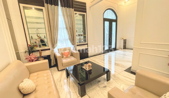 Rumah Mewah 4 Lantai Dalam Komplek Perumahan Artha Gading Villa Siap Huni 2