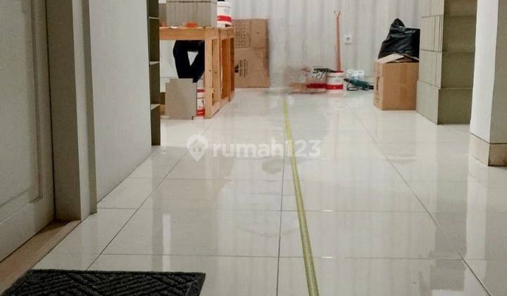 Gedung 4 Lantai Pinggir Jalan Raya Gandaria Jakarta Selatan Cocok Untuk Klinik Kecantikan / Kantor 2