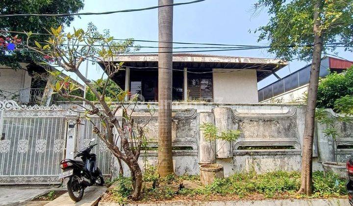 Rumah Tua Hitung Tanah Jalan Parang Tritis Ancol Barat 1