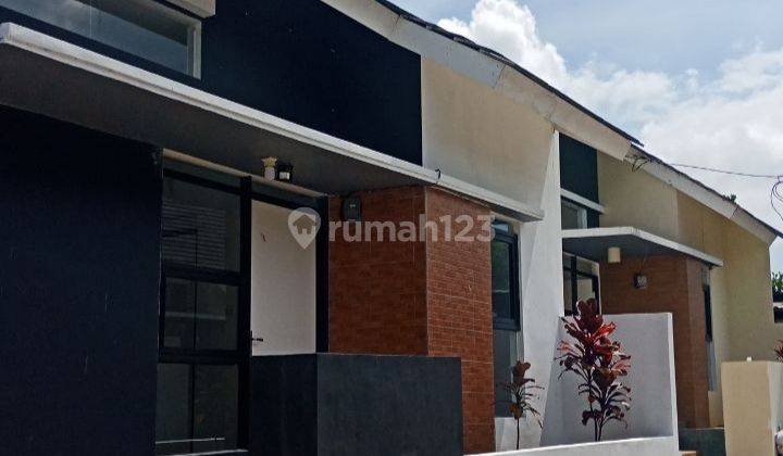 Rumah siap huni yang sudah siap kamu miliki berada di lokasi strategis di sayap kota baru Padalarang Bandung barat 2