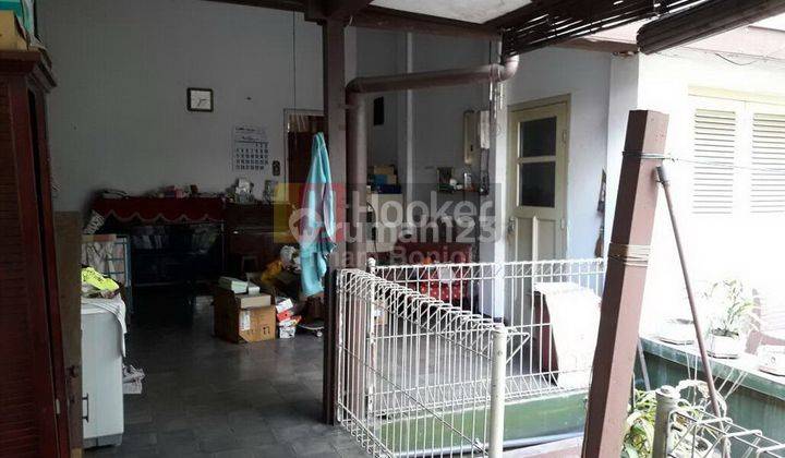 Di Rumah Di Jln Mt.haryono Semarang 301 6