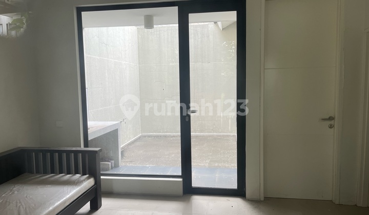 Sewa Rumah Northwest Citraland Utara Kt2 Km2 (r-mm) Bagus