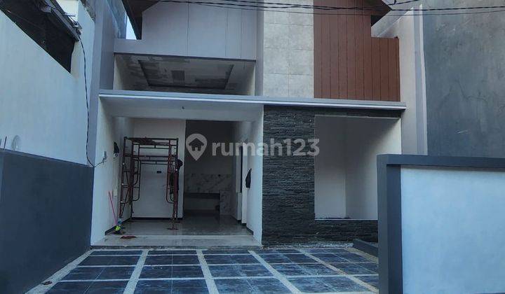 RUMAH BARU SURABAYA BARAT HANYA 700JT AN DAERAH JELIDRO HANYA 10MNT KE GRAND PAKUWON 20MNT KE PAKUWON MALL 1
