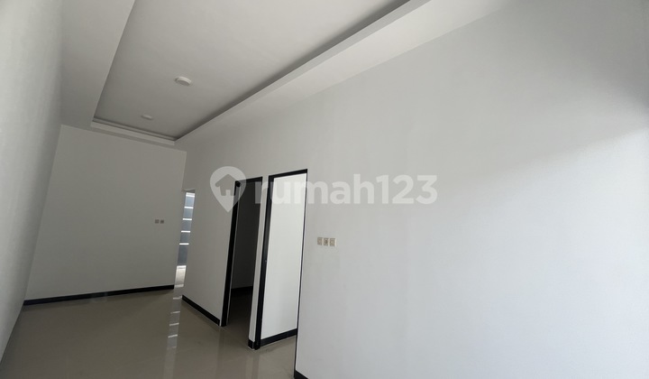 BARU GRESSS KINYIS KINYISSS KEBRAON MANIS UTARA RUMAH SATU LANTAI CODE:SJS 2