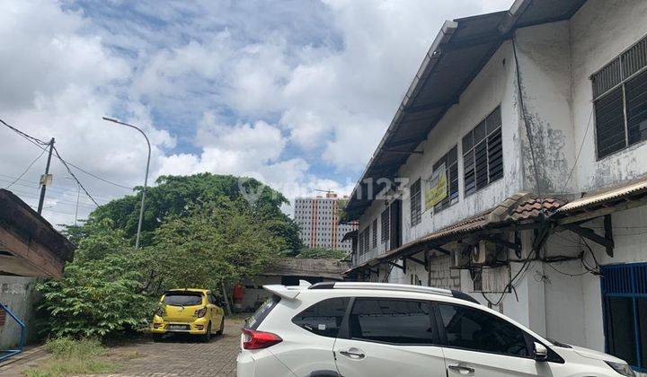 Ex Workshop Masuk Kontainer 40 Lokasi Sangat Strategis Dijual disewakan di Lingkar Luar Jakarta Barat 1