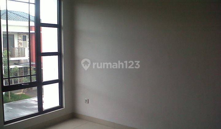 Rumah 2lantai Rapih Siap Huni Asia 8x18m, Green Lake City 2