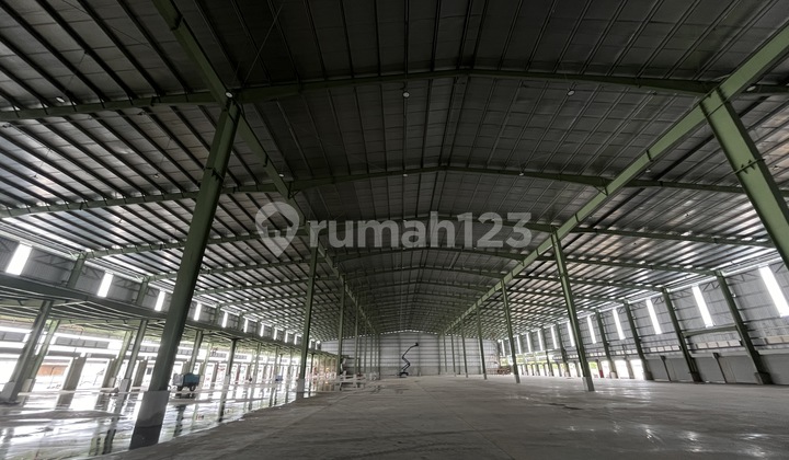 For Rent: International Modern Warehouse on Daan Mogot Raya For Rent: International Modern Warehouse on Daan Mogot Raya