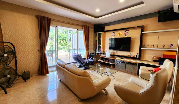 Disewakan RUMAH Mewah 3 Lantai Rumah Golf Residen at Kemayoran Full Furnished 1