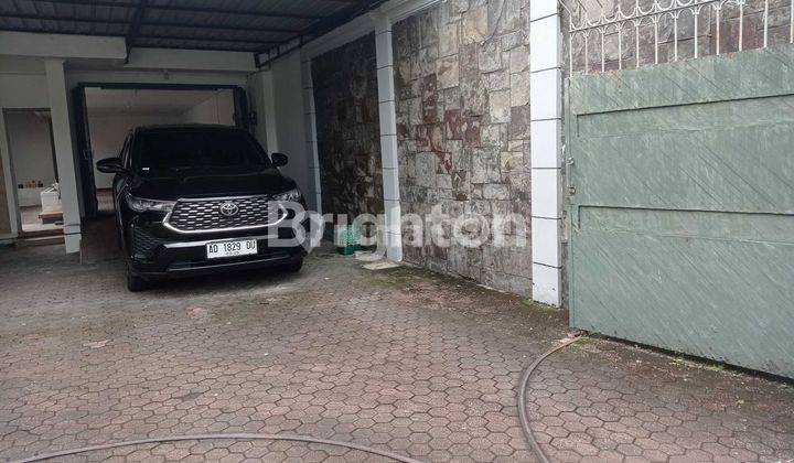 RUANG USAHA 2 LANTAI TENGAH KOTA SOLO COCOK UNTUK KANTOR ATAU KAFE 1
