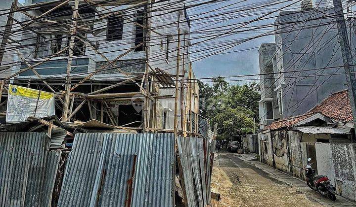 Rumah di Petojo cideng Jakarta 3 Lantai 2