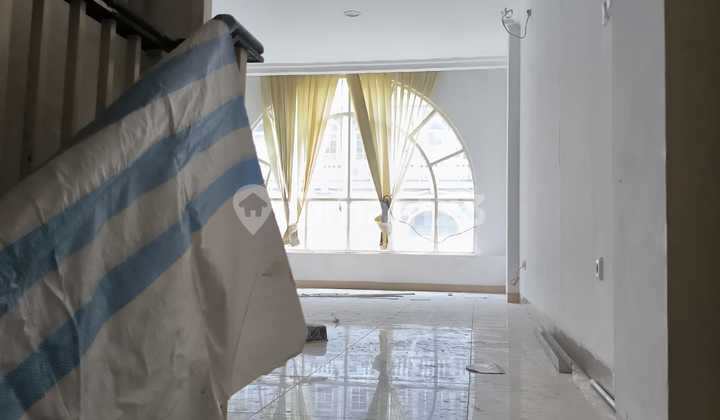 Ruko Cessi Duri Kosambi Dekat Green Lake