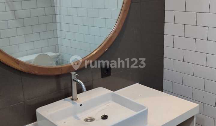 Dijual Rumah 2 Lantai Metland