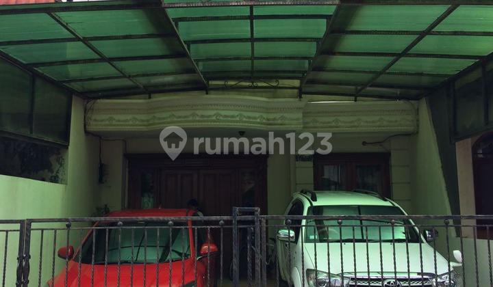 Dijual Rumah 2 Lantai Kelapa Gading 