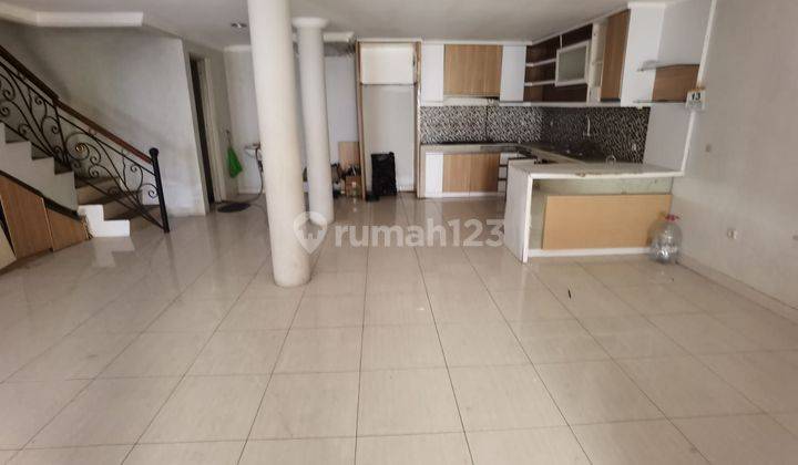 Rumah taman palem lestari 7.5x15 Jakarta  1