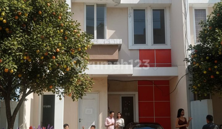 Corner House in Alam Raya Bandara Tangerang, 4 bedrooms, free VAT, BPHTB, 3 minutes to Airport Toll Road.